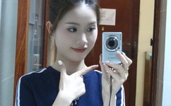 空姐厕所啪啪啪